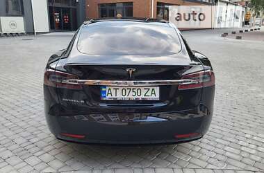 Лифтбек Tesla Model S 2016 в Коломые