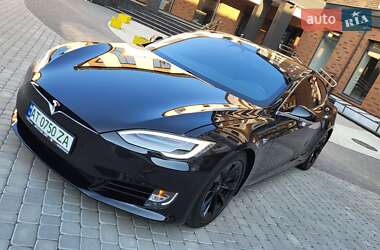 Tesla Model S 2016