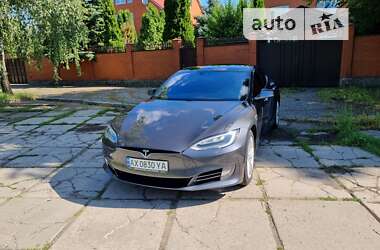 Лифтбек Tesla Model S 2016 в Харькове