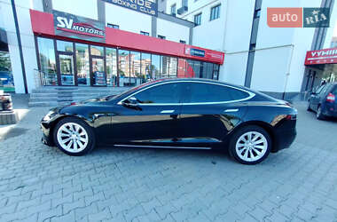 Ліфтбек Tesla Model S 2017 в 