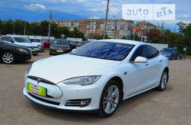 Лифтбек Tesla Model S 2014 в Кропивницком