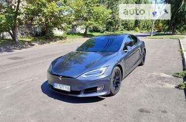 Ліфтбек Tesla Model S 2018 в Миколаєві