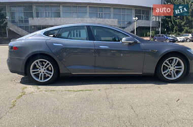 Лифтбек Tesla Model S 2013 в Киеве