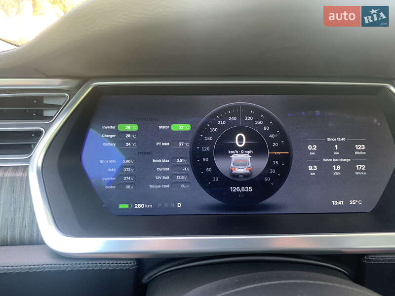 Лифтбек Tesla Model S 2013 в Киеве