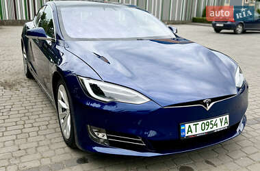 Лифтбек Tesla Model S 2018 в 