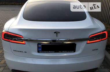 Лифтбек Tesla Model S 2017 в 