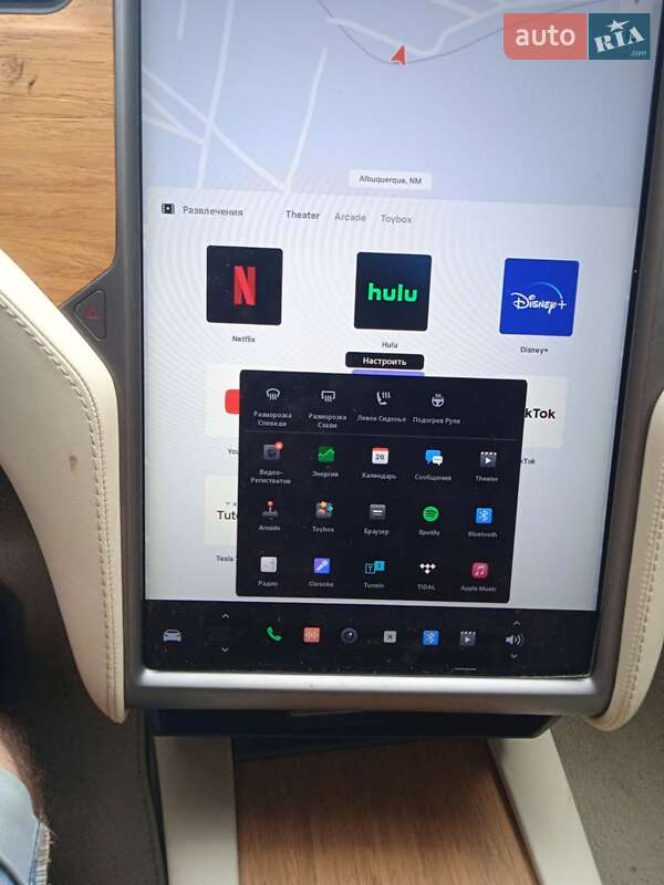 Ліфтбек Tesla Model S 2019 в Ужгороді