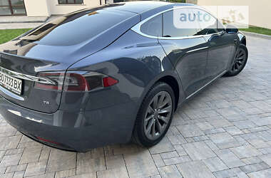 Лифтбек Tesla Model S 2016 в Тернополе