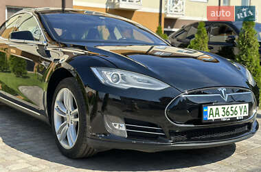 Лифтбек Tesla Model S 2013 в Киеве