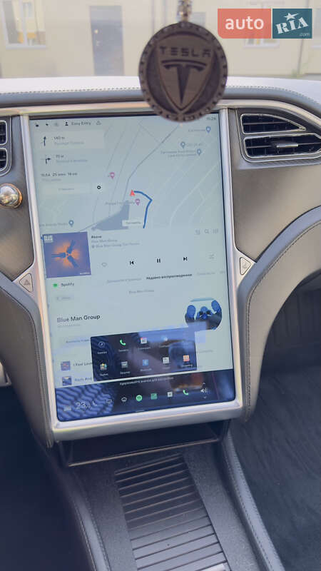 Лифтбек Tesla Model S 2013 в Киеве