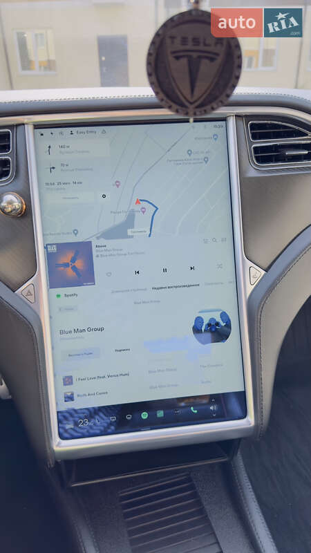Ліфтбек Tesla Model S 2013 в Києві
