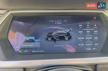 Ліфтбек Tesla Model S 2013 в 