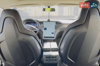Ліфтбек Tesla Model S 2013 в 