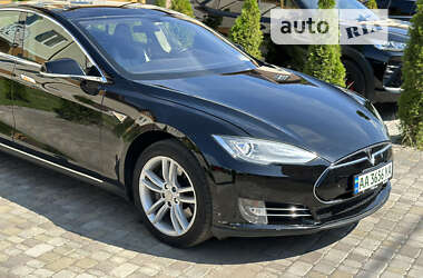 Лифтбек Tesla Model S 2013 в Киеве