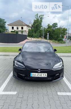 Tesla Model S 2017