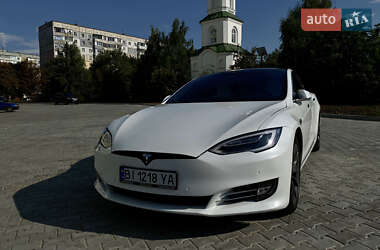 Лифтбек Tesla Model S 2018 в Полтаве