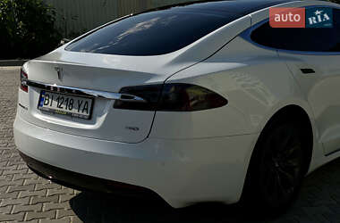Лифтбек Tesla Model S 2018 в Полтаве