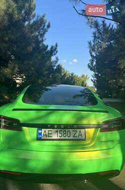 Лифтбек Tesla Model S 2019 в Днепре