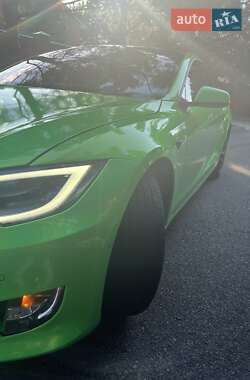 Лифтбек Tesla Model S 2019 в Днепре