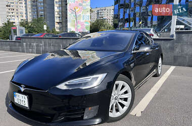 Tesla Model S 2016
