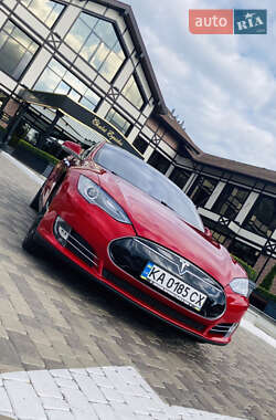 Лифтбек Tesla Model S 2014 в Киеве фото 4 Лифтбек Tesla Model S 2014 в Киеве