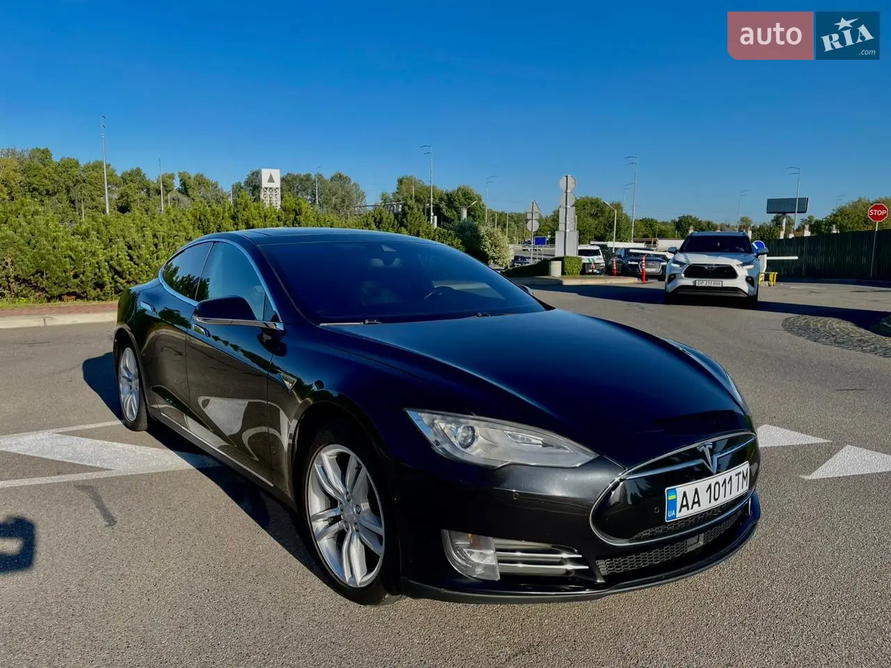 2014 Tesla Model S - мініатюра 16