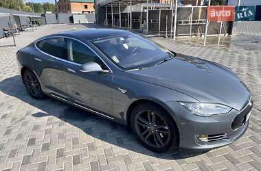 Лифтбек Tesla Model S 2013 в Полтаве