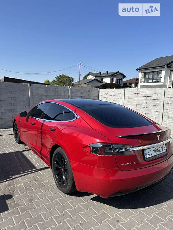Ліфтбек Tesla Model S 2016 в Білій Церкві