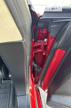 Лифтбек Tesla Model S 2016 в 