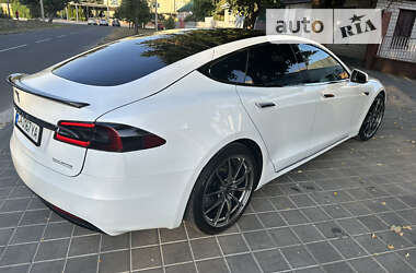 Лифтбек Tesla Model S 2018 в Черкассах