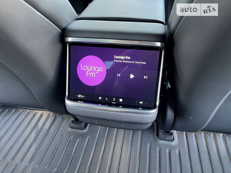 Лифтбек Tesla Model S 2022 в Киеве