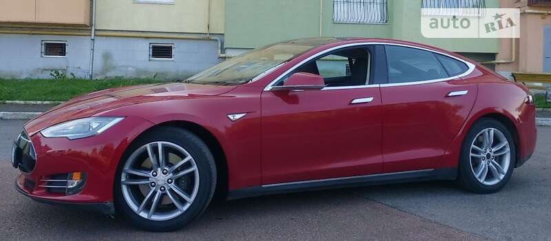 Ліфтбек Tesla Model S 2013 в Дрогобичі фото 3 Ліфтбек Tesla Model S 2013 в Дрогобичі