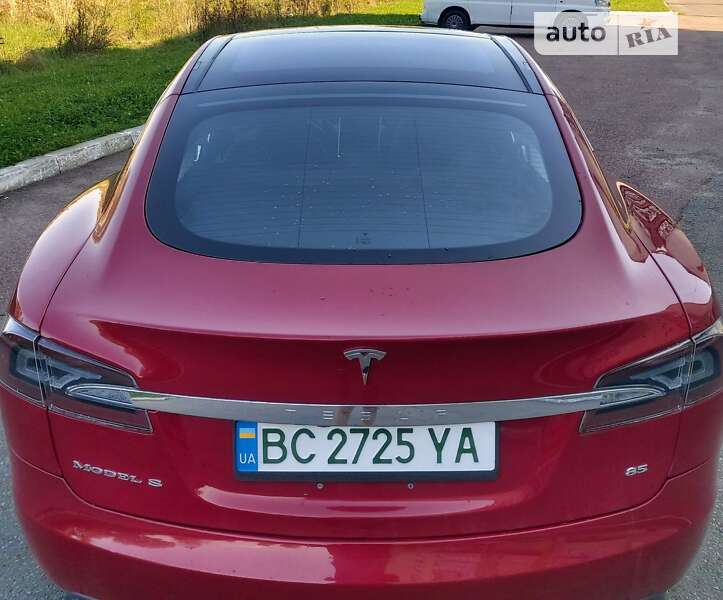 Ліфтбек Tesla Model S 2013 в Дрогобичі фото 11 Ліфтбек Tesla Model S 2013 в Дрогобичі