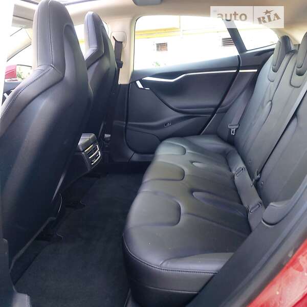 Ліфтбек Tesla Model S 2013 в Дрогобичі фото 22 Ліфтбек Tesla Model S 2013 в Дрогобичі