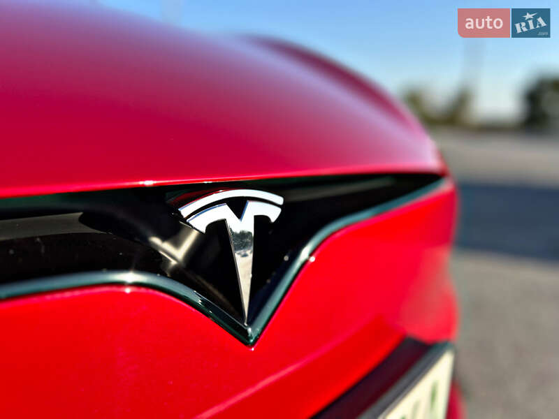 Ліфтбек Tesla Model S 2021 в Києві