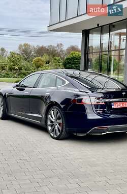 Ліфтбек Tesla Model S 2014 в Ужгороді