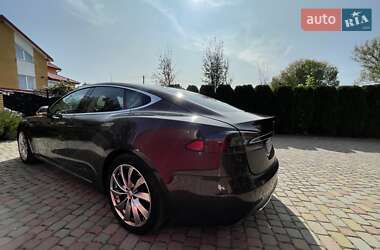 Лифтбек Tesla Model S 2014 в Жидачове