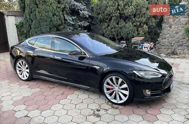 Tesla Model S 2014