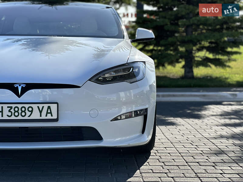 Лифтбек Tesla Model S 2022 в Одессе