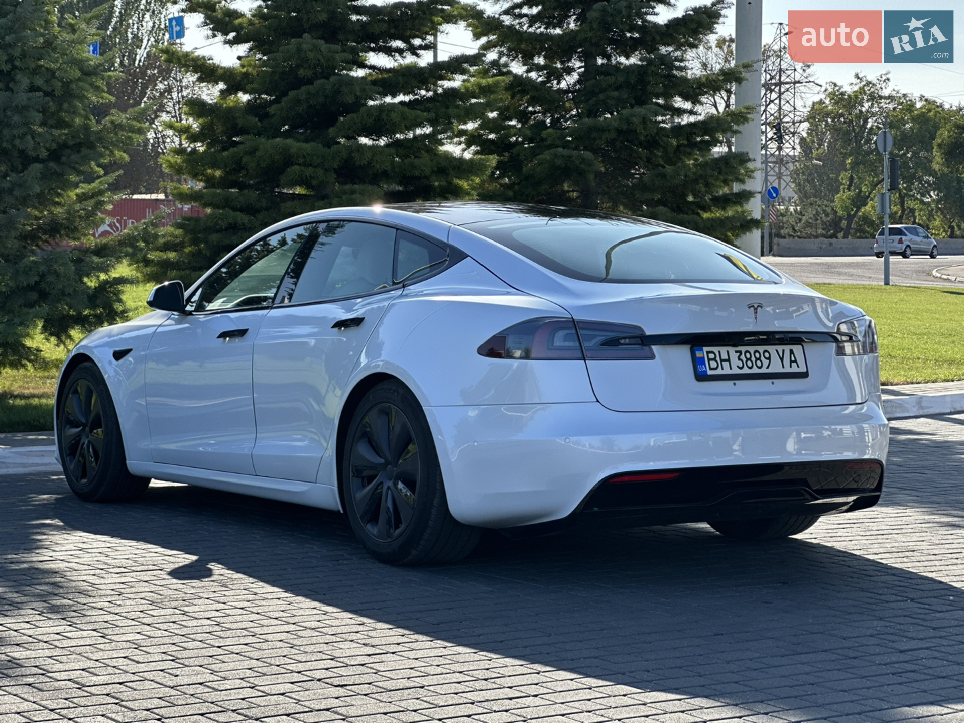 2022 Tesla Model S - мініатюра 15