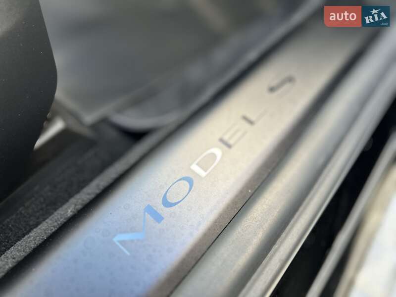 Лифтбек Tesla Model S 2021 в Одессе