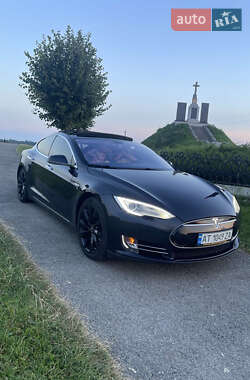 Tesla Model S 2013