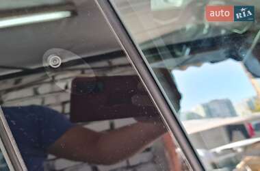 Лифтбек Tesla Model S 2017 в 