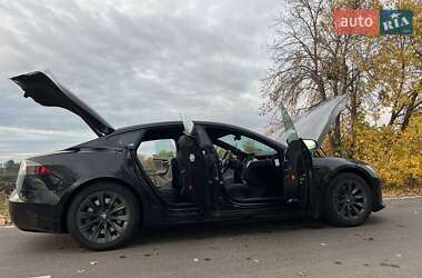 Лифтбек Tesla Model S 2018 в Киеве