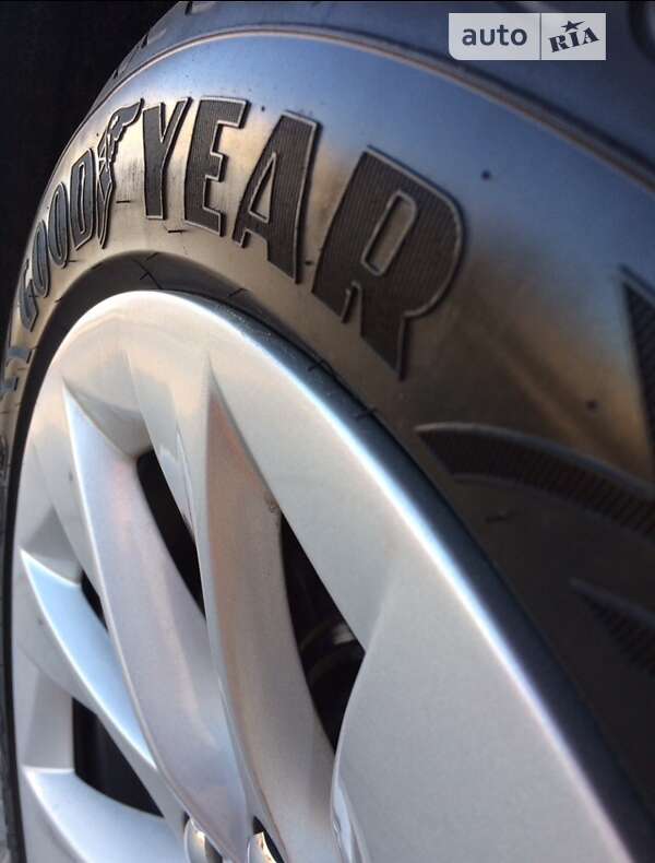 Ліфтбек Tesla Model S 2017 в Вінниці