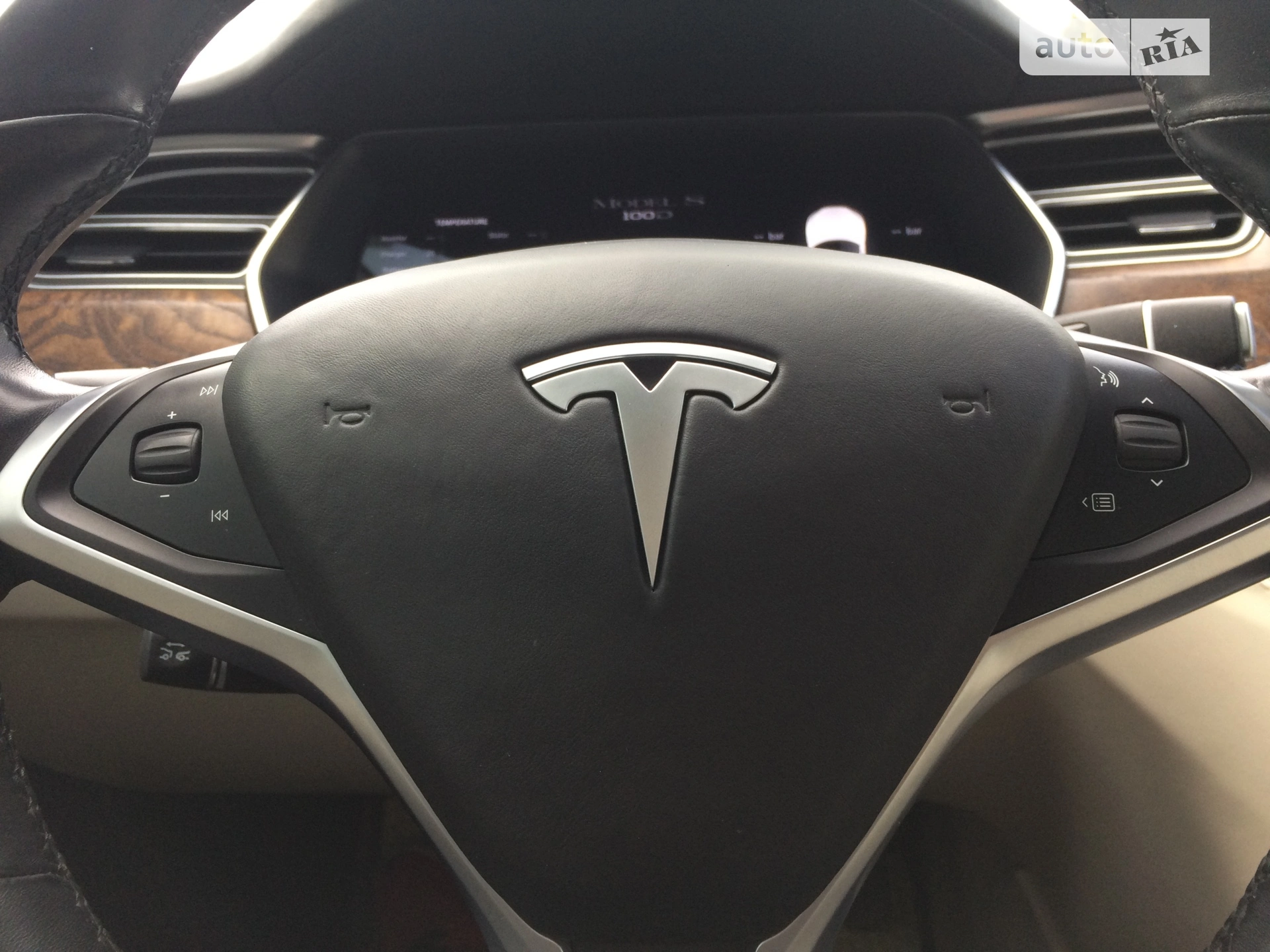 2017 Tesla Model S - мініатюра 9