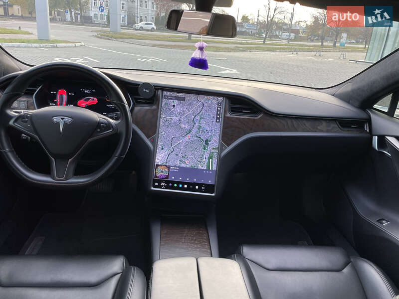 Лифтбек Tesla Model S 2018 в Харькове