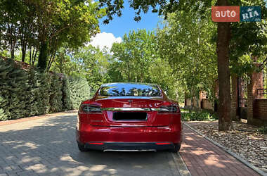 Лифтбек Tesla Model S 2014 в Киеве