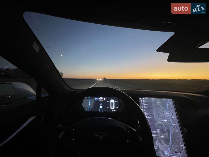 Ліфтбек Tesla Model S 2016 в Білій Церкві