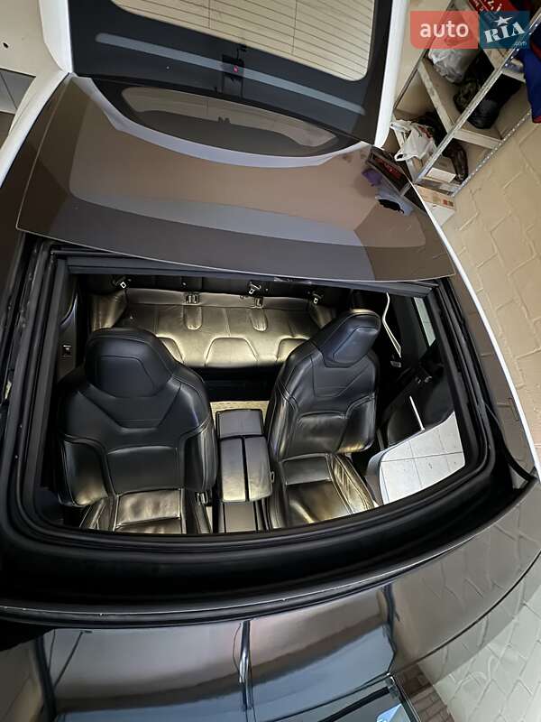 Ліфтбек Tesla Model S 2016 в Білій Церкві